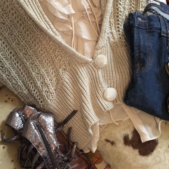 Gorgeous Anthropologie MOTH Sweater Modern Design! - Picture 2 of 8